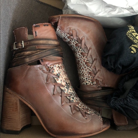 Freebird by Steven Shoes - Free bird eagle size 8